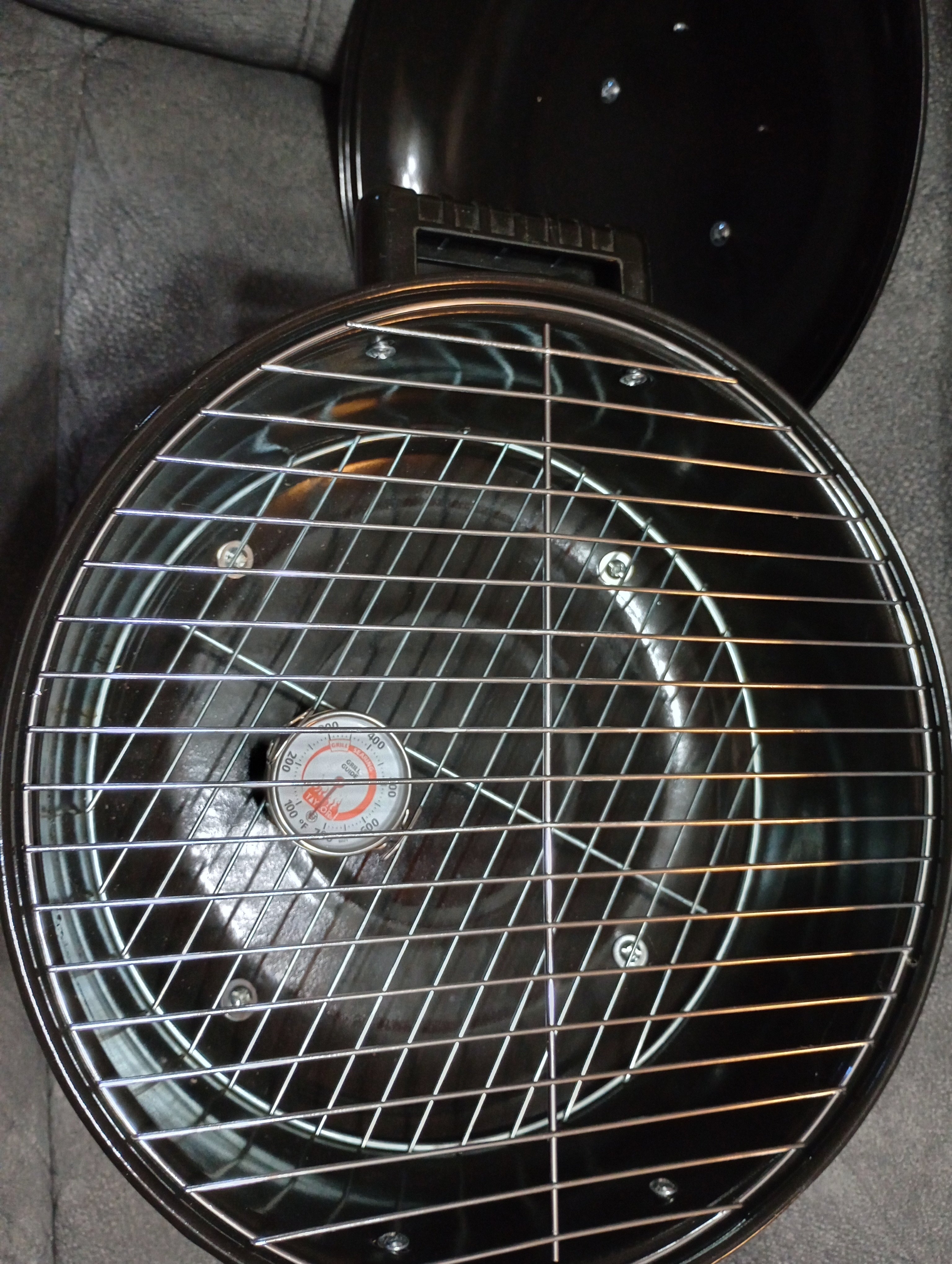 Never been used Master Cook 14" Tabletop Charcoal Grill